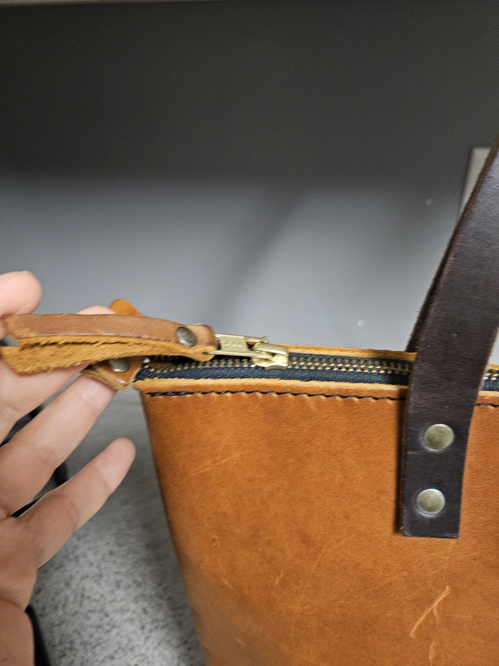 Everyday Leather Tote in Warm Tan with Dark Brown Handles Medium. - Picture 11 of 12